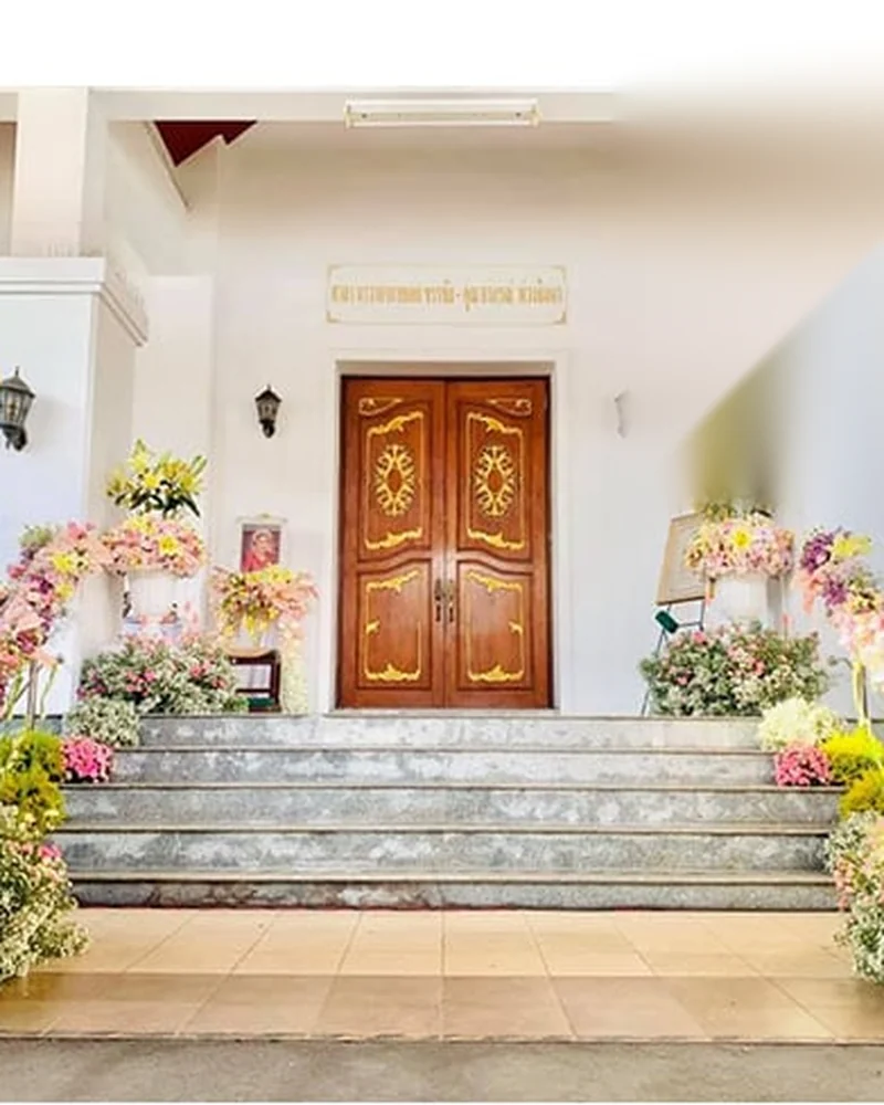 ดอกไม้ตั้งหน้าศพ ชุดใหญ่ ส่งด่วน กทม.