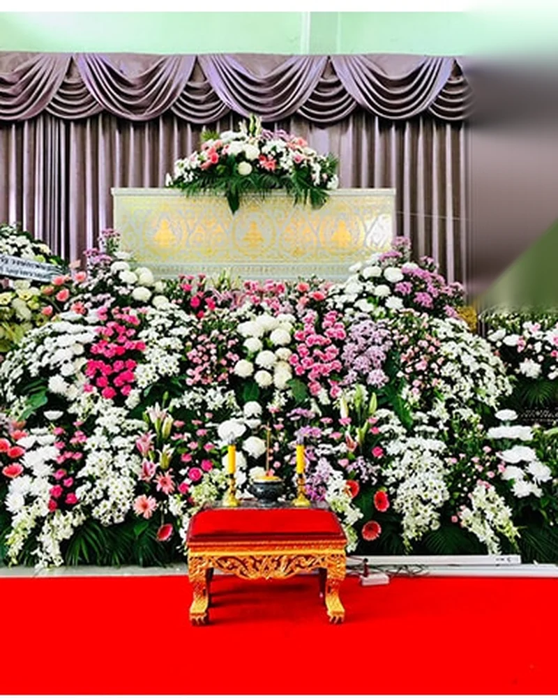 ดอกไม้ตั้งหน้าศพ ชุดมาตรฐาน ส่งด่วน กทม.