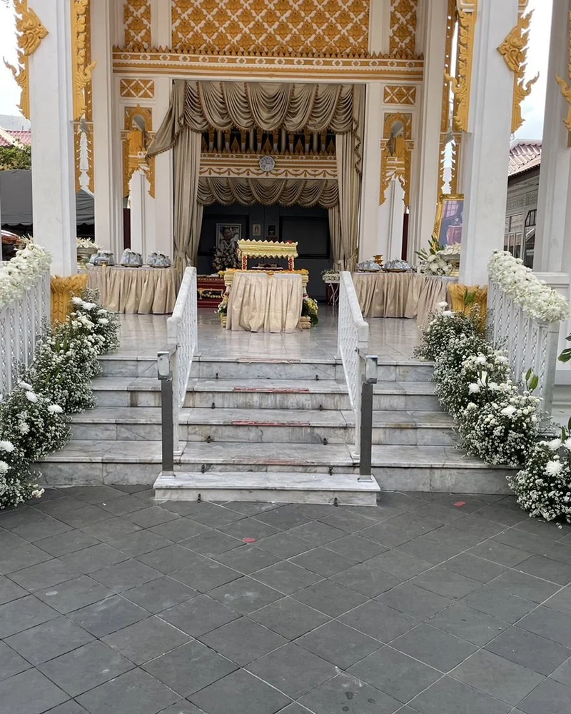 ดอกไม้ประดับหน้าเมรุ ชุดมาตรฐาน ส่งด่วน กทม.