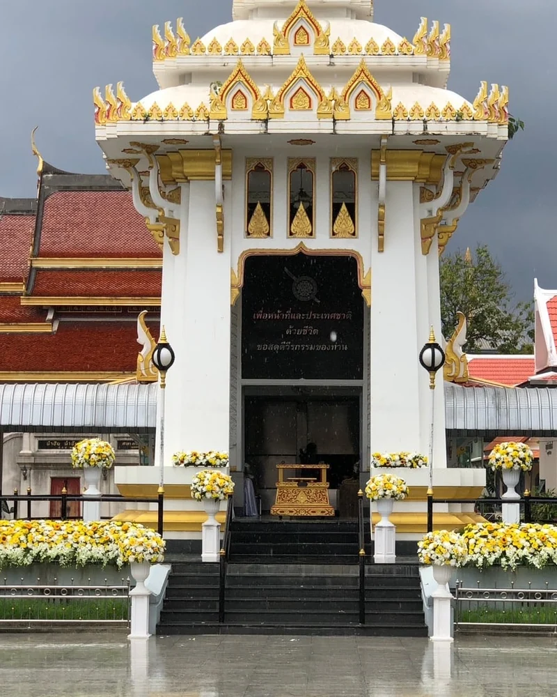 ดอกไม้ประดับหน้าเมรุ ชุดใหญ่พิเศษ ส่งด่วน กทม.